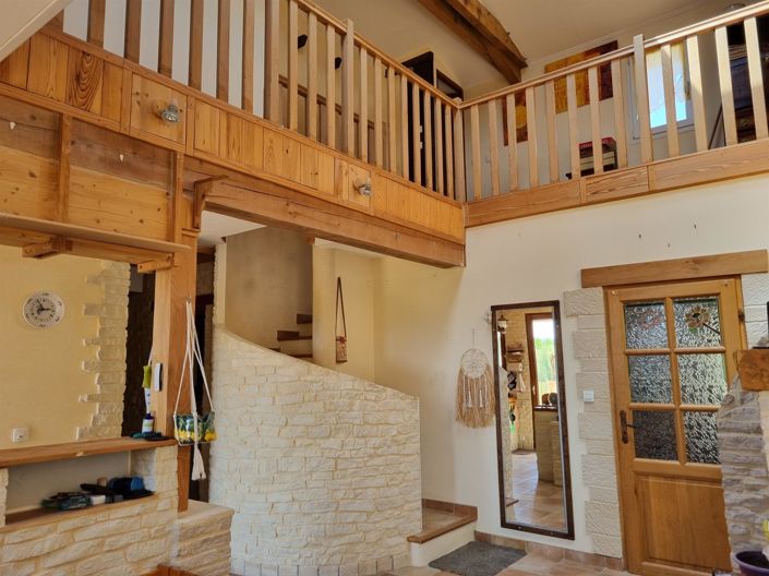 Image No.12-6 Bed House for sale