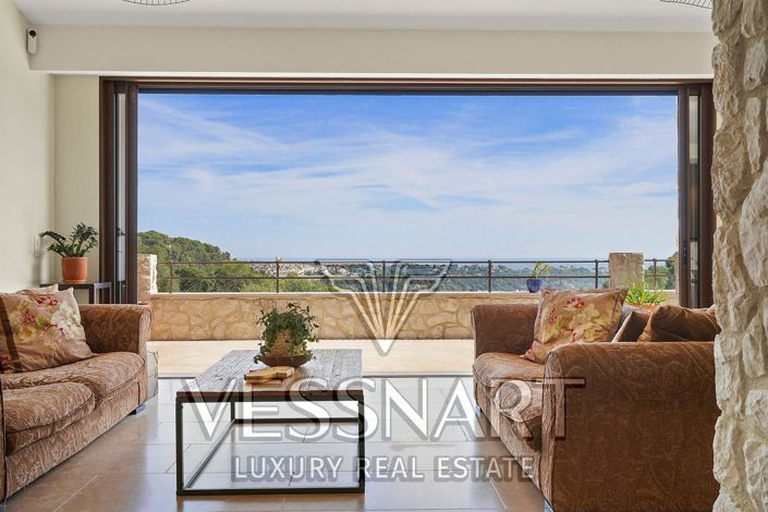 Image No.9-4 Bed House for sale