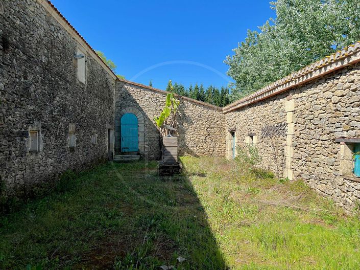 Image No.17-5 Bed House for sale