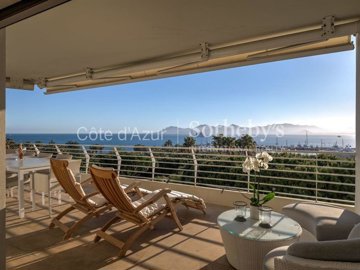 1 - Cannes, Apartment