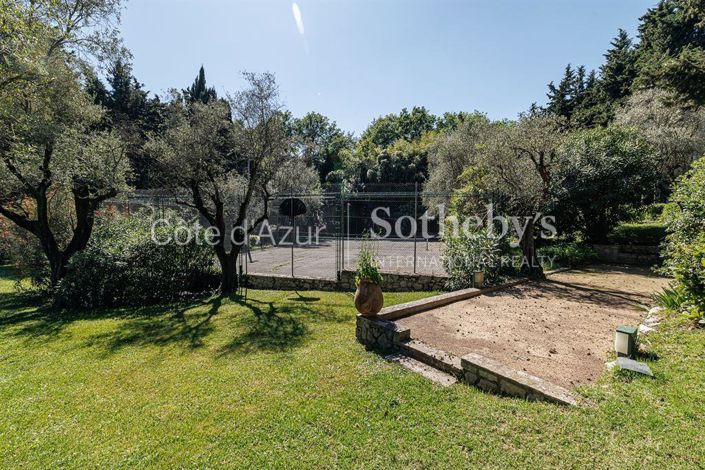 Image No.19-8 Bed House for sale