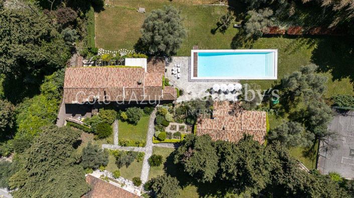 Image No.20-8 Bed House for sale