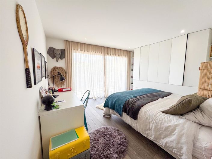 Image No.16-4 Bed Apartment for sale