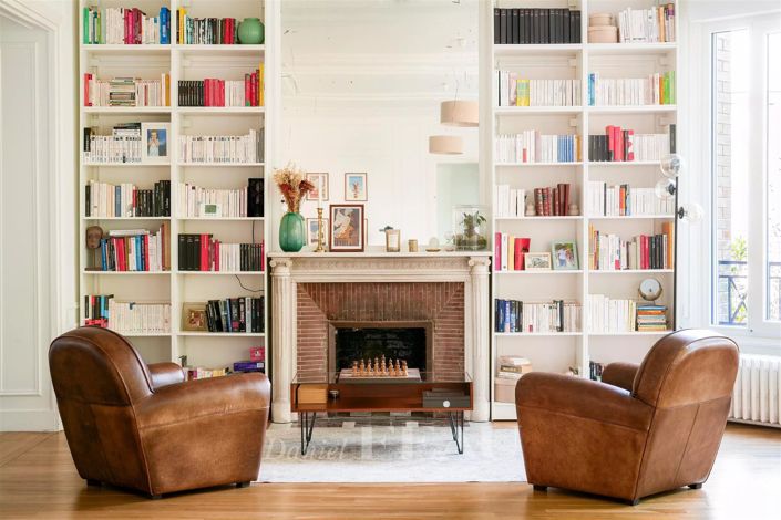 Image No.4-5 Bed House for sale