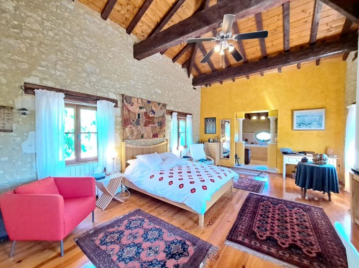 Image No.15-5 Bed House for sale