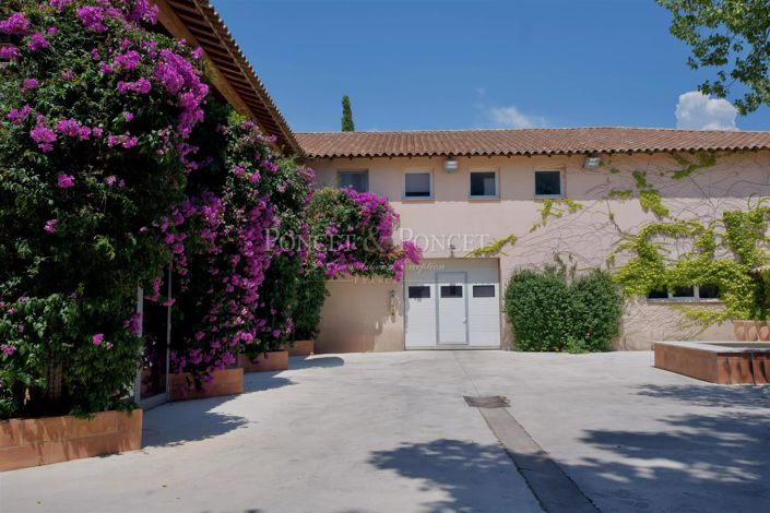 Image No.14-8 Bed House for sale