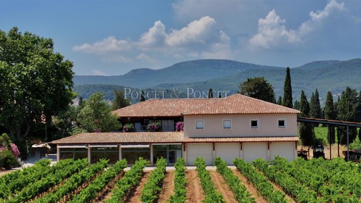 Image No.9-8 Bed House for sale