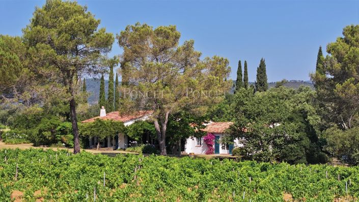 Image No.10-4 Bed House for sale