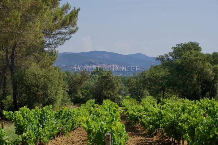 Image No.15-4 Bed House for sale