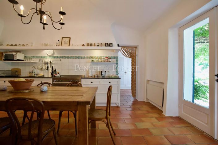 Image No.19-4 Bed House for sale