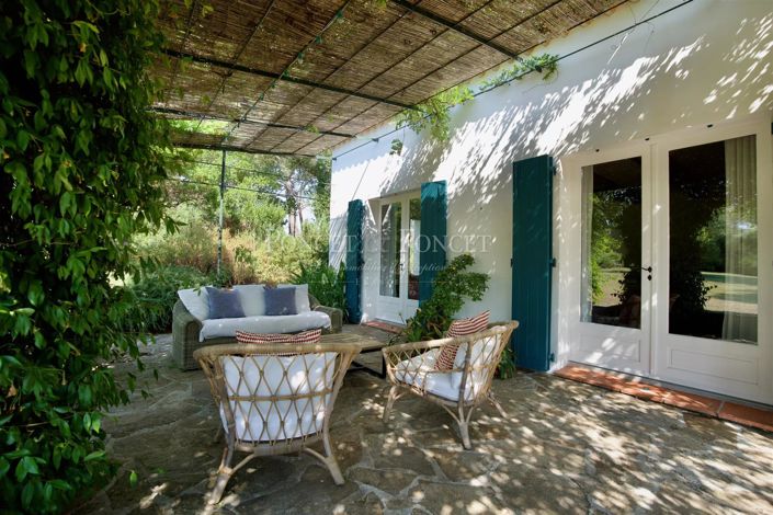 Image No.22-4 Bed House for sale