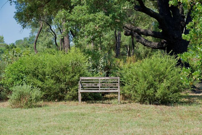 Image No.25-4 Bed House for sale