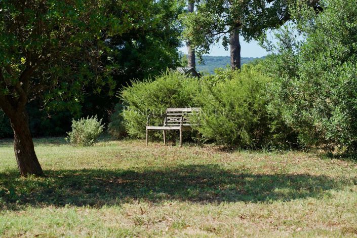 Image No.28-4 Bed House for sale