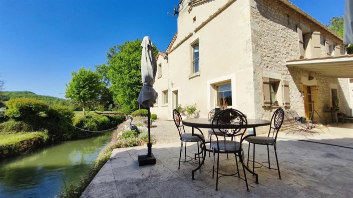 Image No.8-3 Bed House for sale