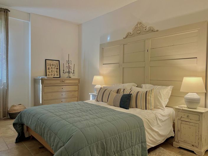 Image No.14-10 Bed House for sale