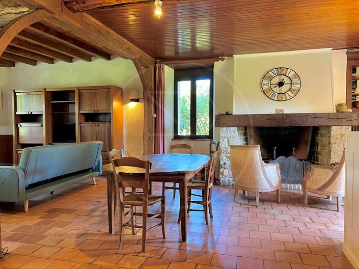 Image No.6-2 Bed House for sale