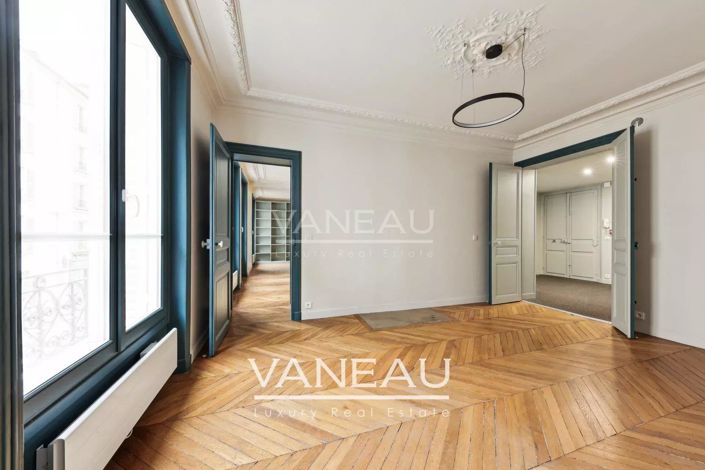 Image No.12-3 Bed Apartment for sale