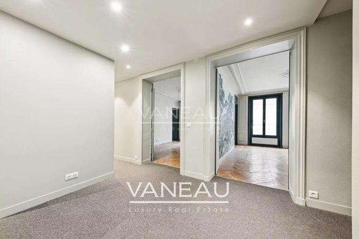 Image No.9-3 Bed Apartment for sale