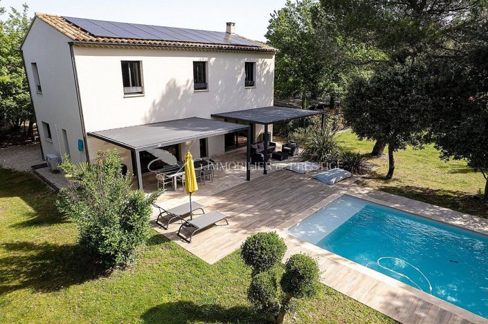 Image No.14-6 Bed House for sale