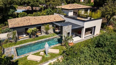 1 - Sainte-Maxime, Property