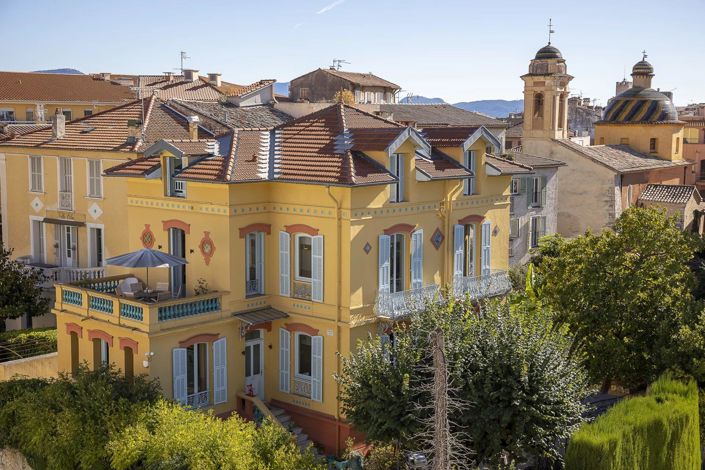 Image No.1-5 Bed House for sale
