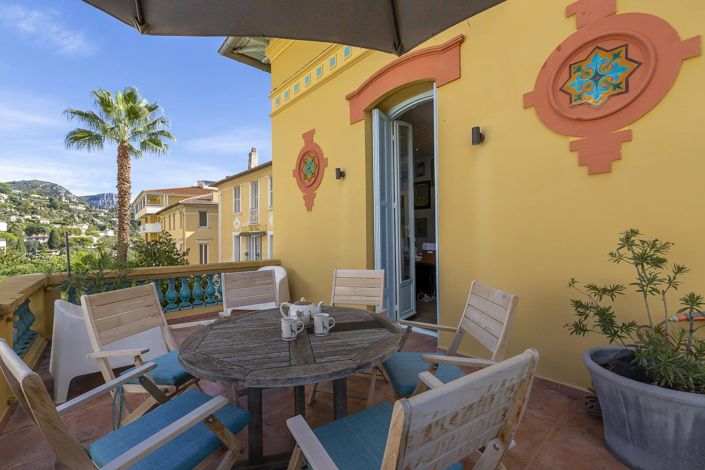 Image No.2-5 Bed House for sale