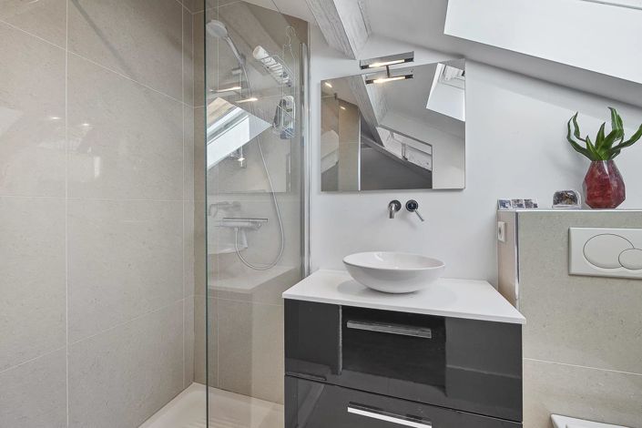 Image No.24-5 Bed House for sale