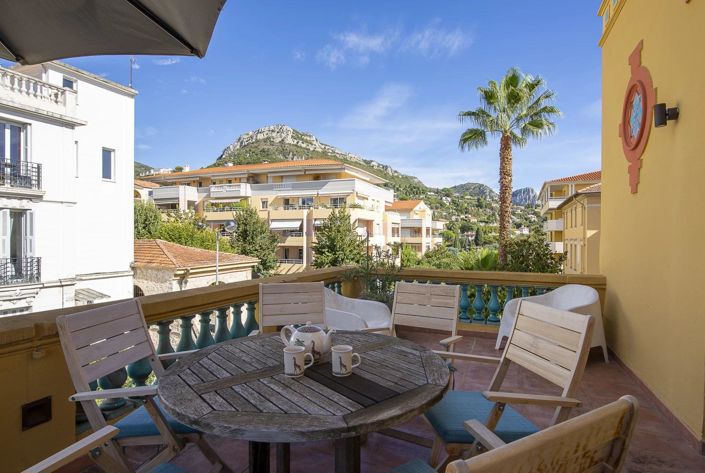 Image No.4-5 Bed House for sale