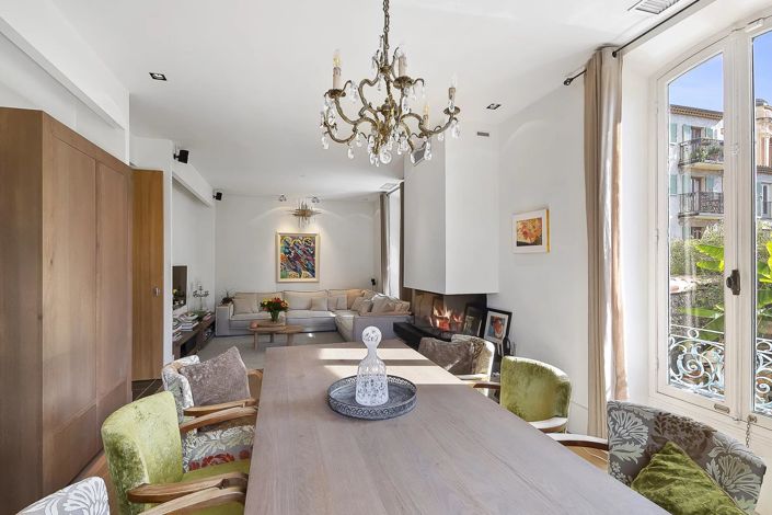 Image No.7-5 Bed House for sale