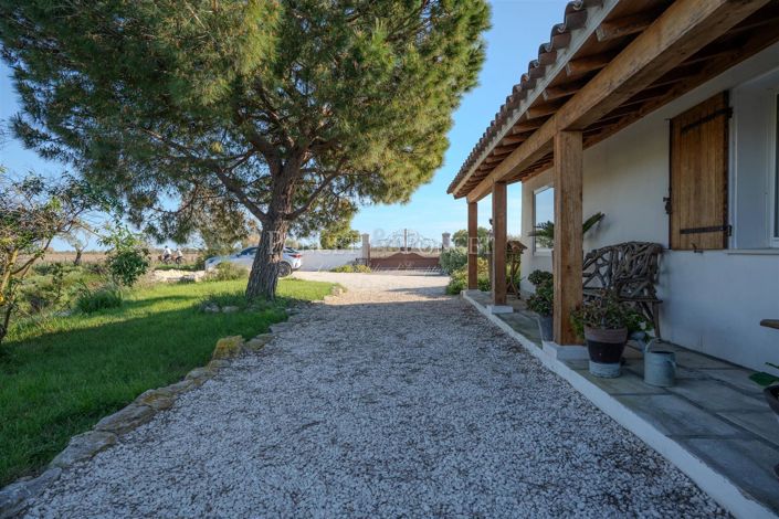 Image No.18-3 Bed House for sale