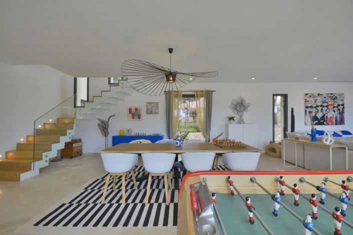 Image No.16-5 Bed House for sale