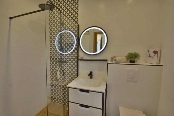 Image No.33-5 Bed House for sale