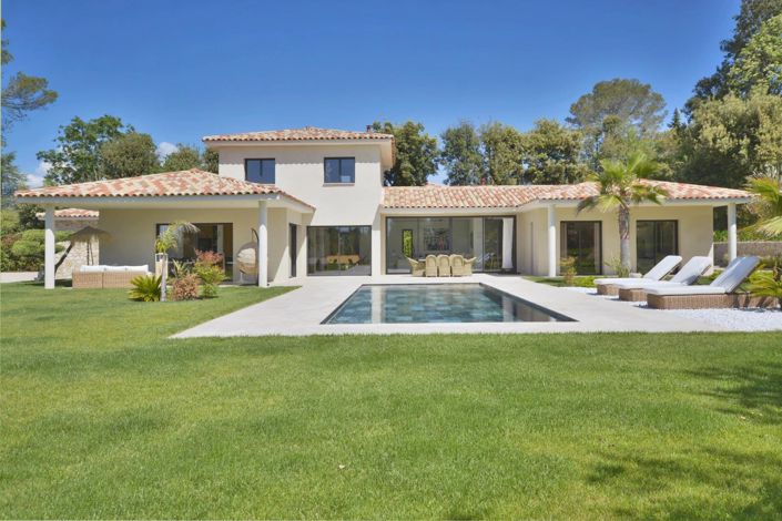 Image No.4-5 Bed House for sale