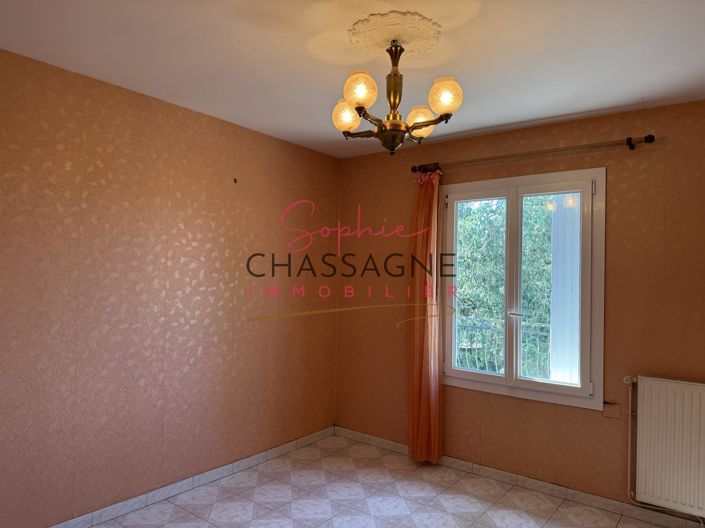 Image No.10-3 Bed House for sale