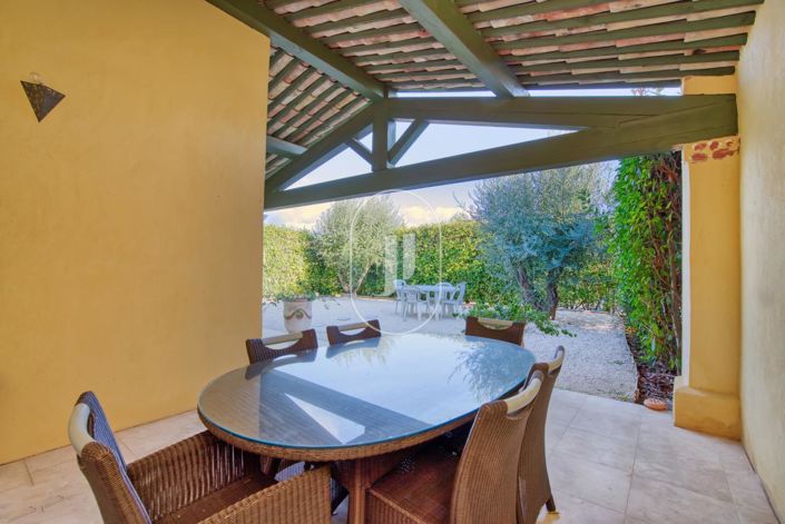 Image No.12-3 Bed House for sale