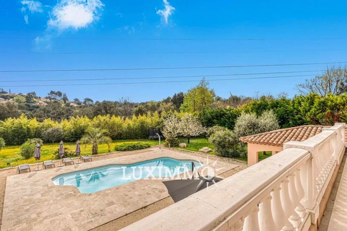 Image No.12-5 Bed House for sale