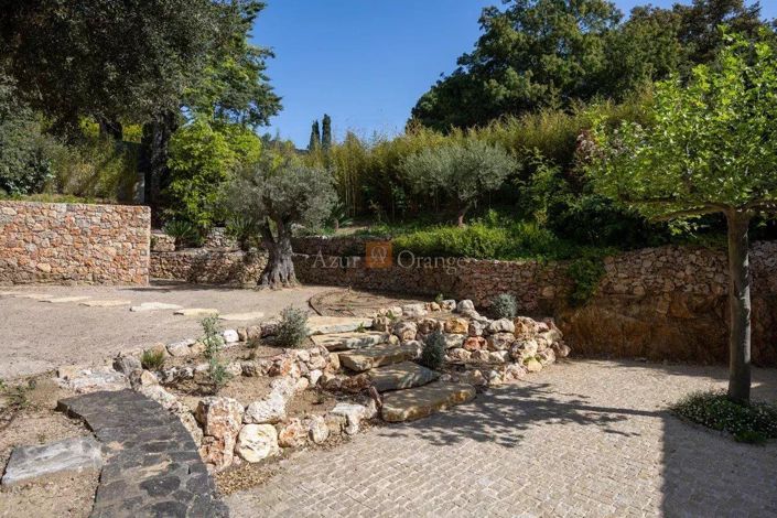 Image No.35-6 Bed House for sale