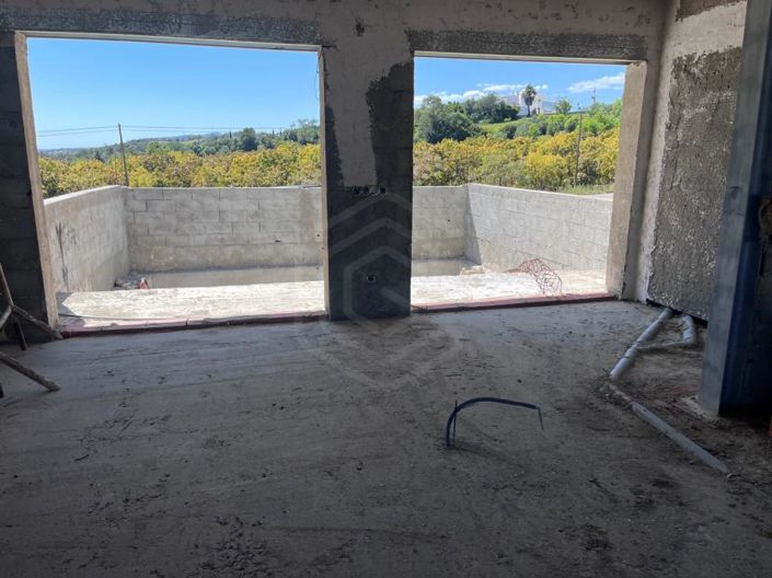 Image No.15-3 Bed House for sale