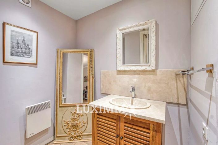 Image No.11-10 Bed House for sale