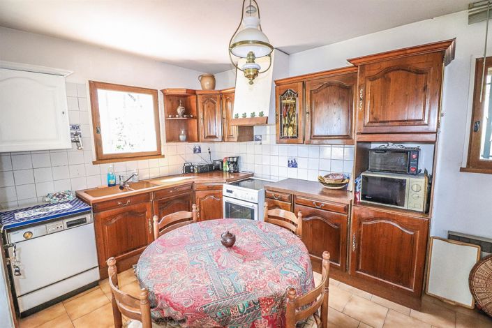 Image No.13-4 Bed House for sale