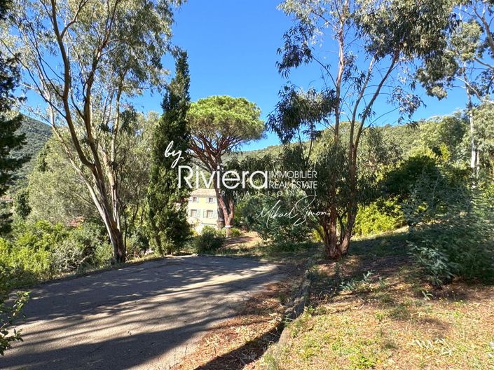 Image No.5-5 Bed House for sale