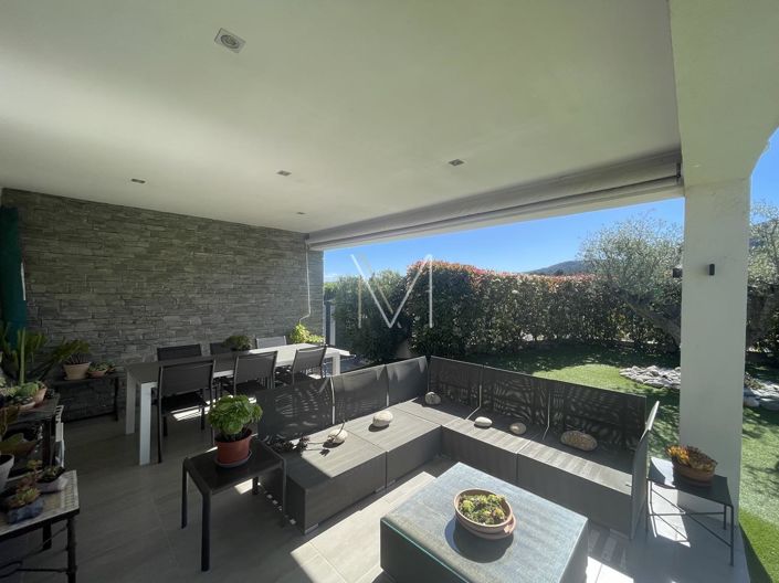 Image No.14-4 Bed House for sale