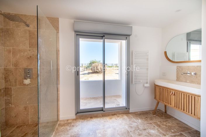 Image No.14-4 Bed House for sale