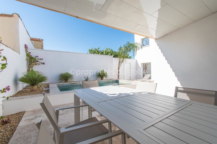 Image No.24-4 Bed House for sale