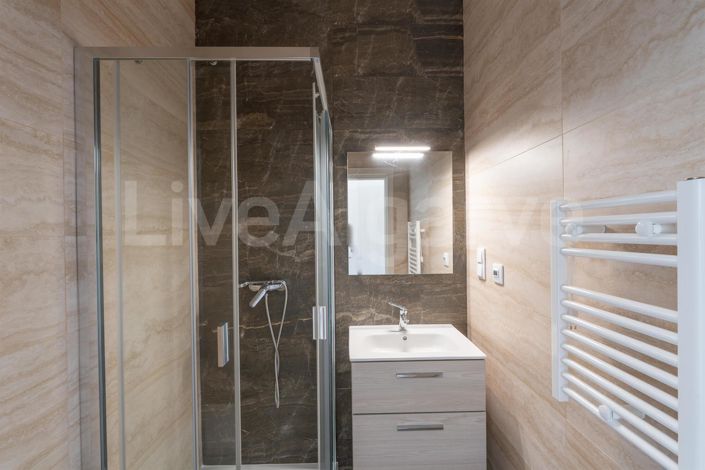 Image No.17-4 Bed Apartment for sale