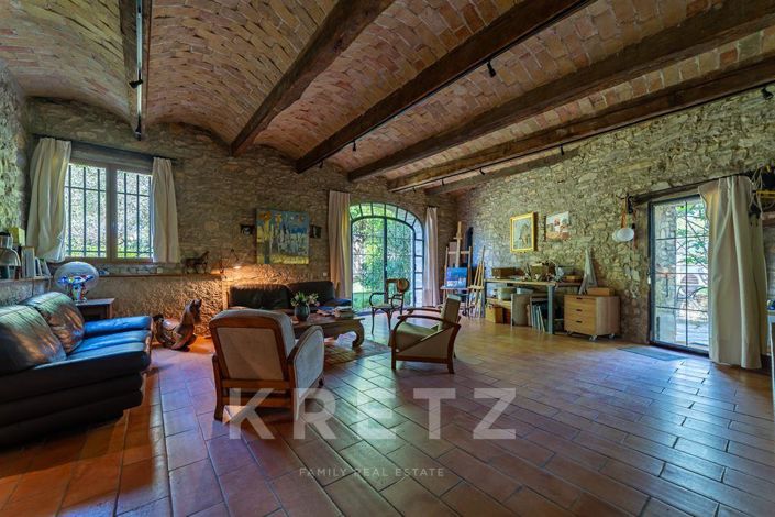 Image No.11-4 Bed House for sale