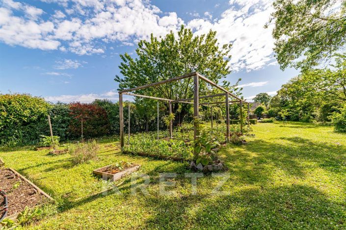 Image No.16-4 Bed House for sale