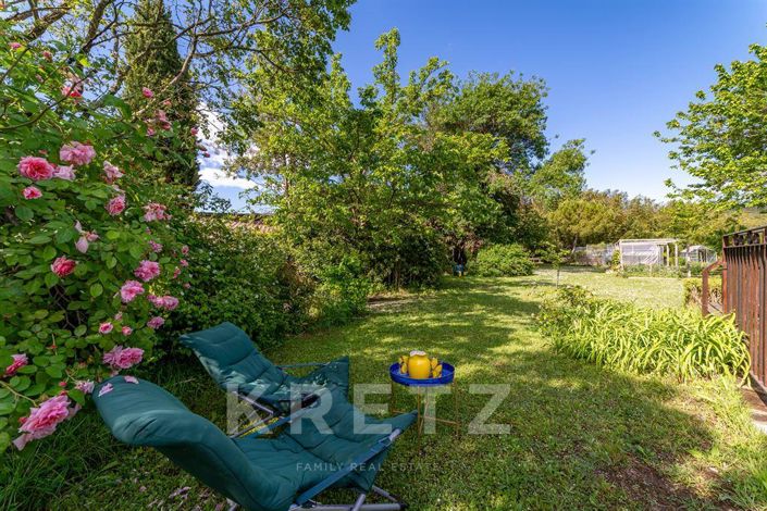 Image No.9-4 Bed House for sale