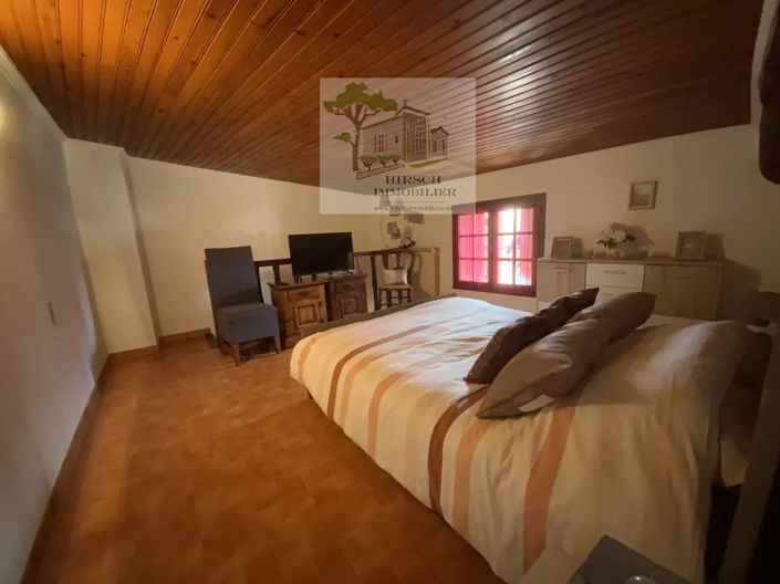 Image No.7-3 Bed House for sale