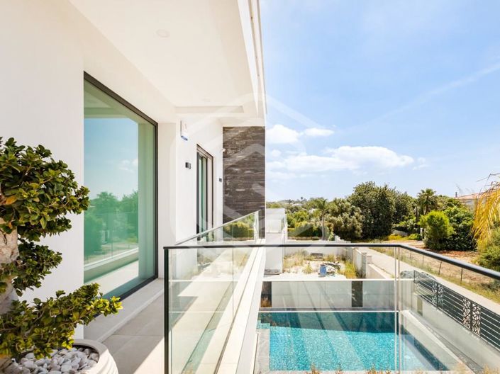 Image No.23-4 Bed House for sale